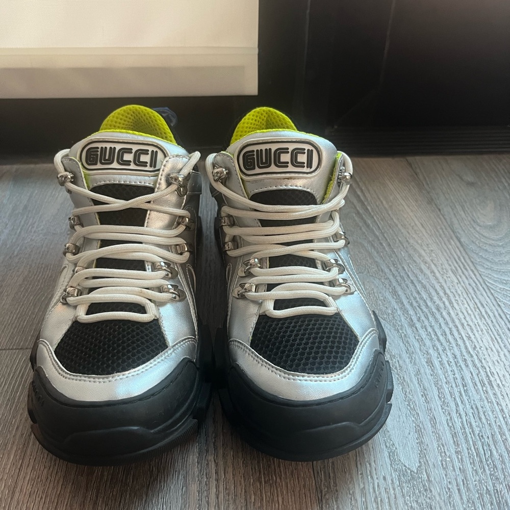 Gucci flashtrek sneakers